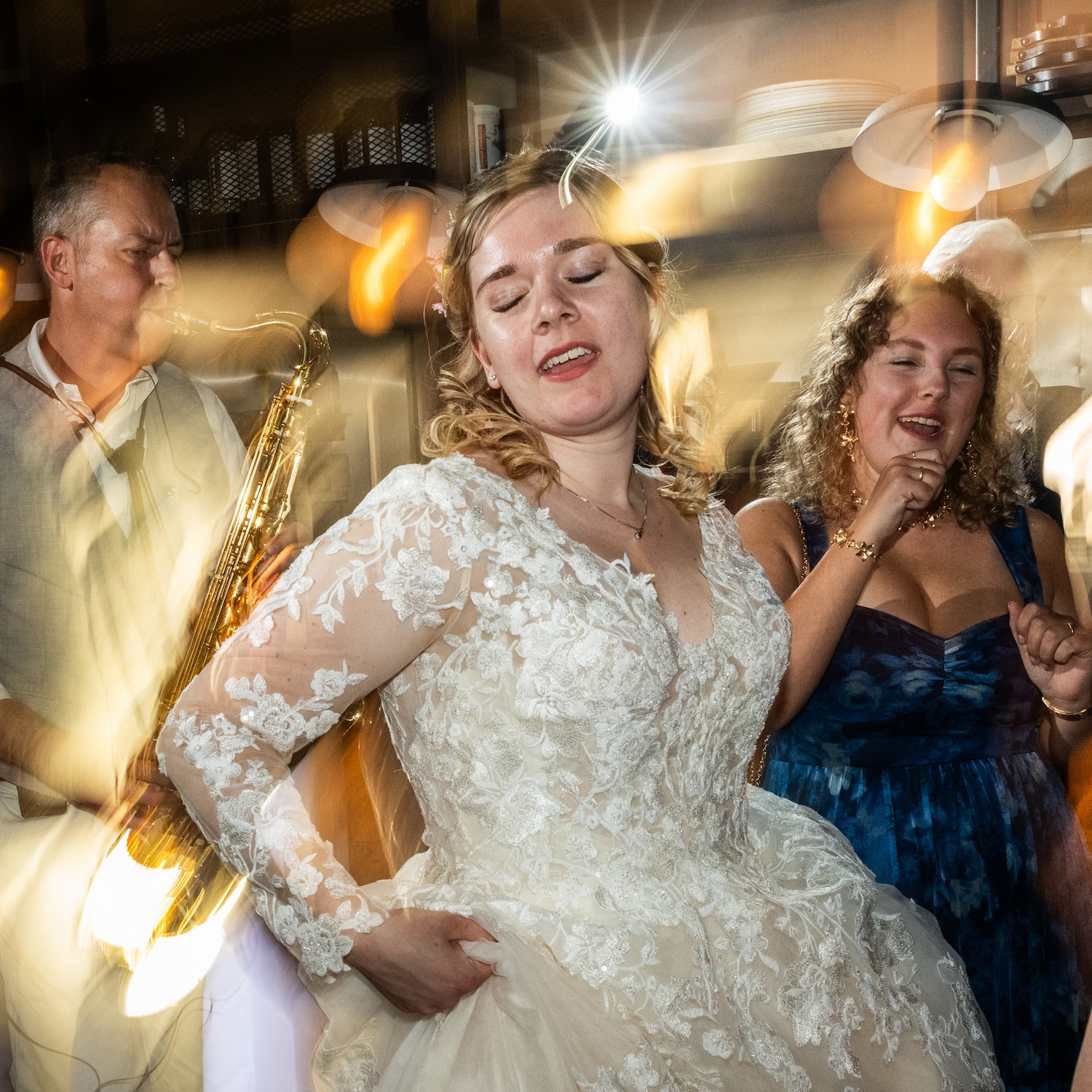 Bruiloft feest in Vlissingen Bruiloft in Vlissingen groot feest met vrouw