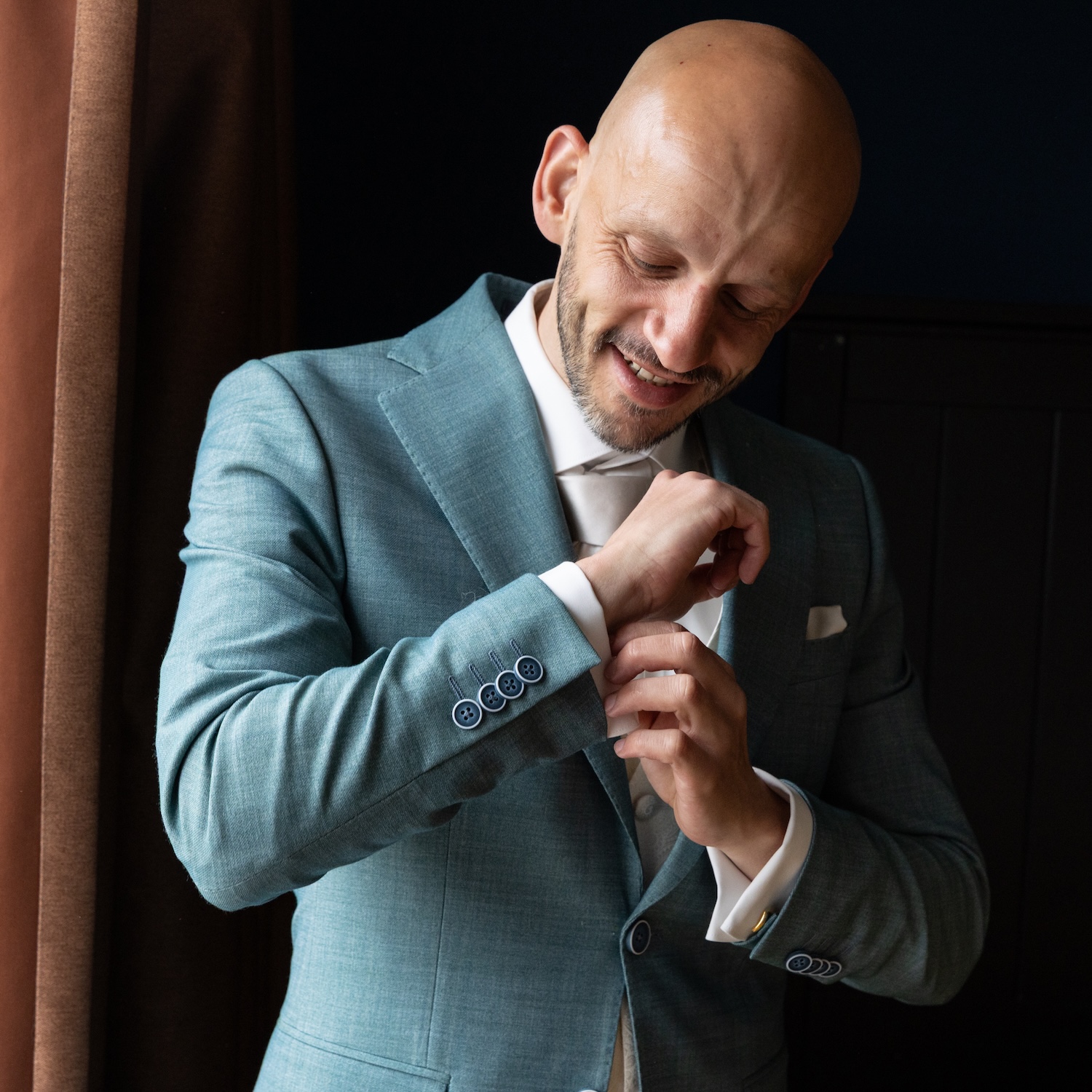 voorberijdingen van bruidegom in Vlissingen Voorbereiding van bruidegom in Vlissingen